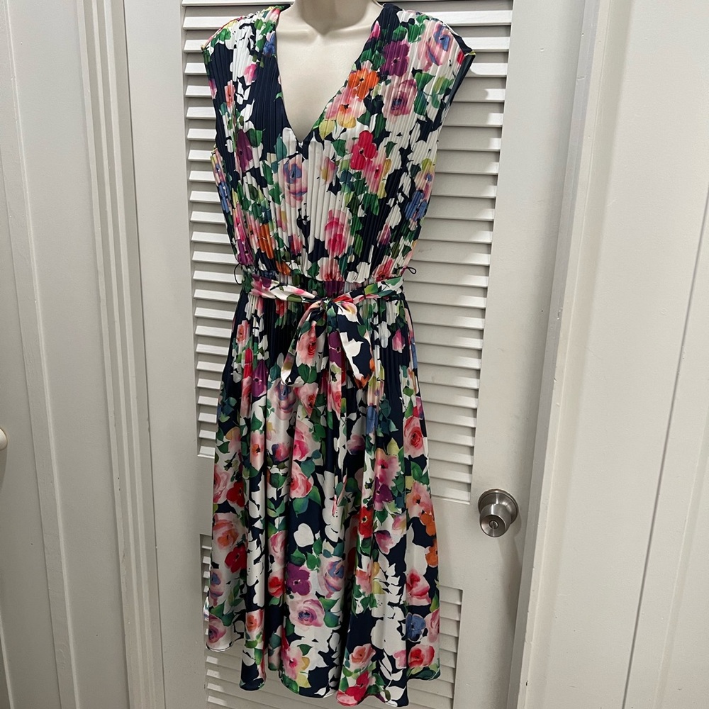 NWT Jessica Howard Dress